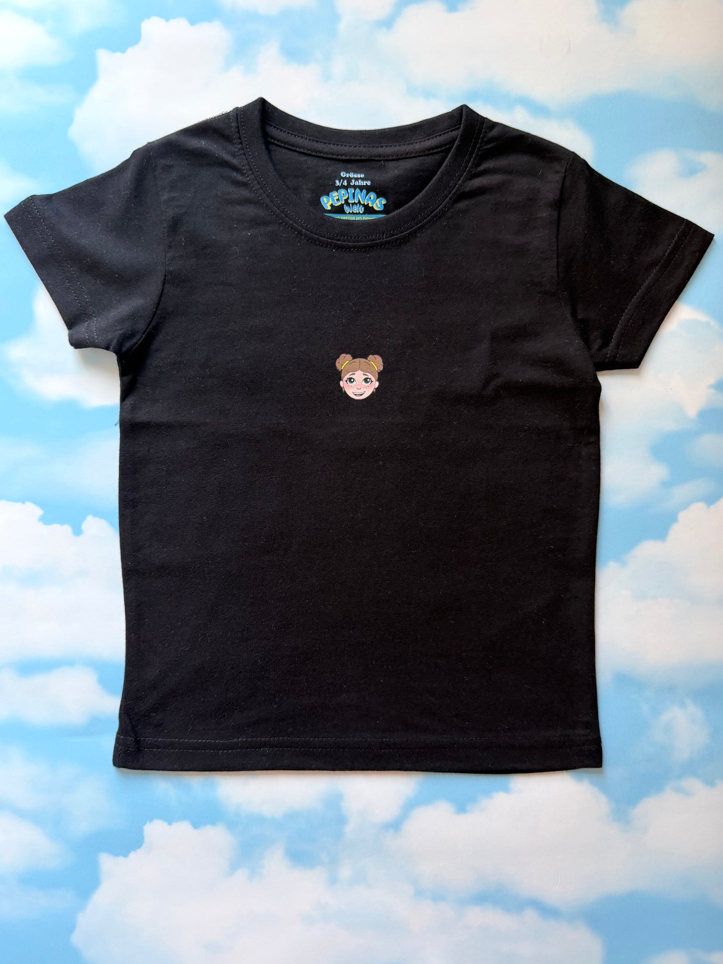Pepina "Special-Edition Schatzsuche": T-Shirt & Stickerbogen